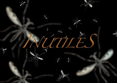 INÚTILES (2016)